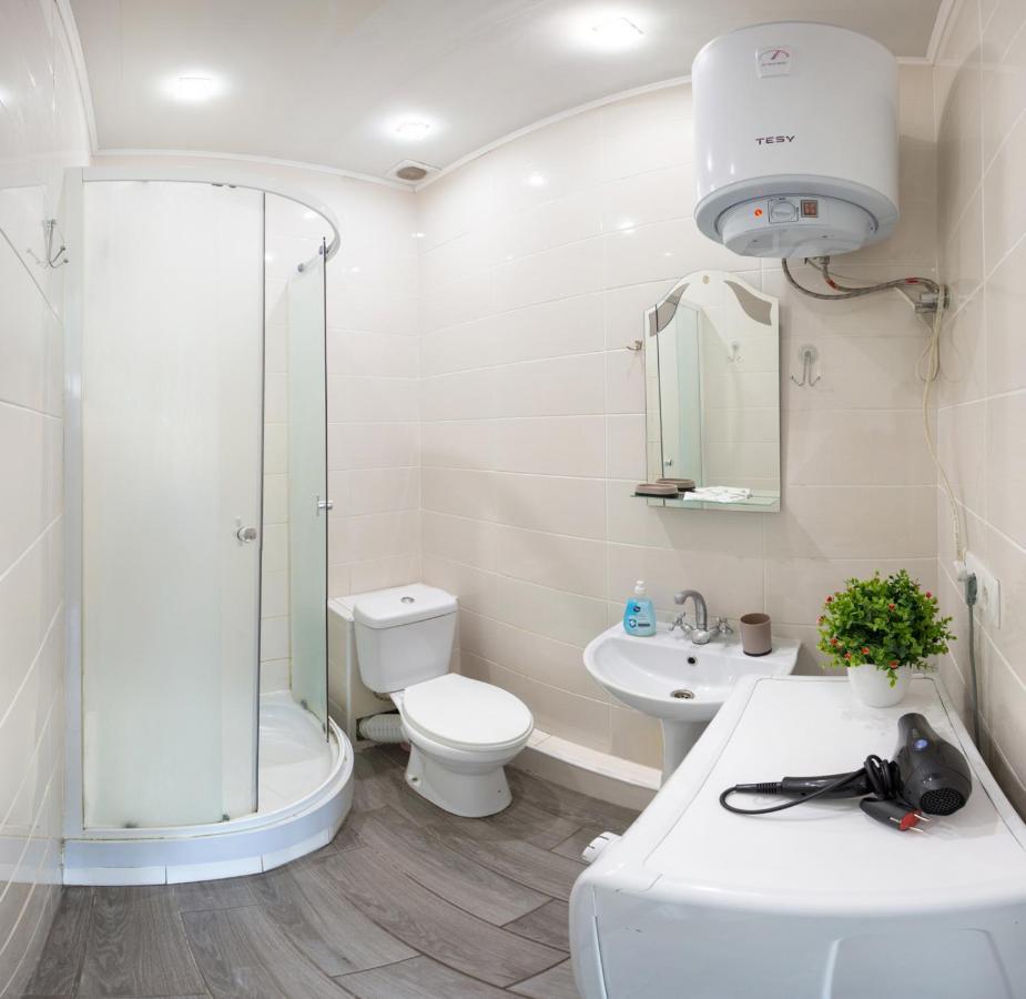 Well Located Studio - Yaroslavska Str. 21 Apartment Kharkiv Exterior photo