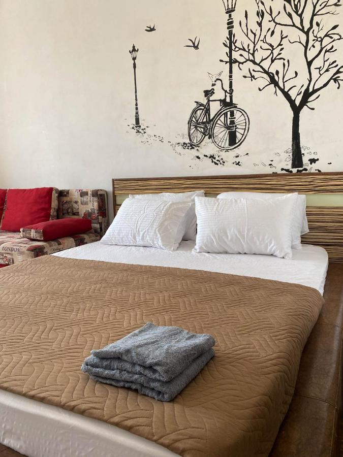 Well Located Studio - Yaroslavska Str. 21 Apartment Kharkiv Exterior photo